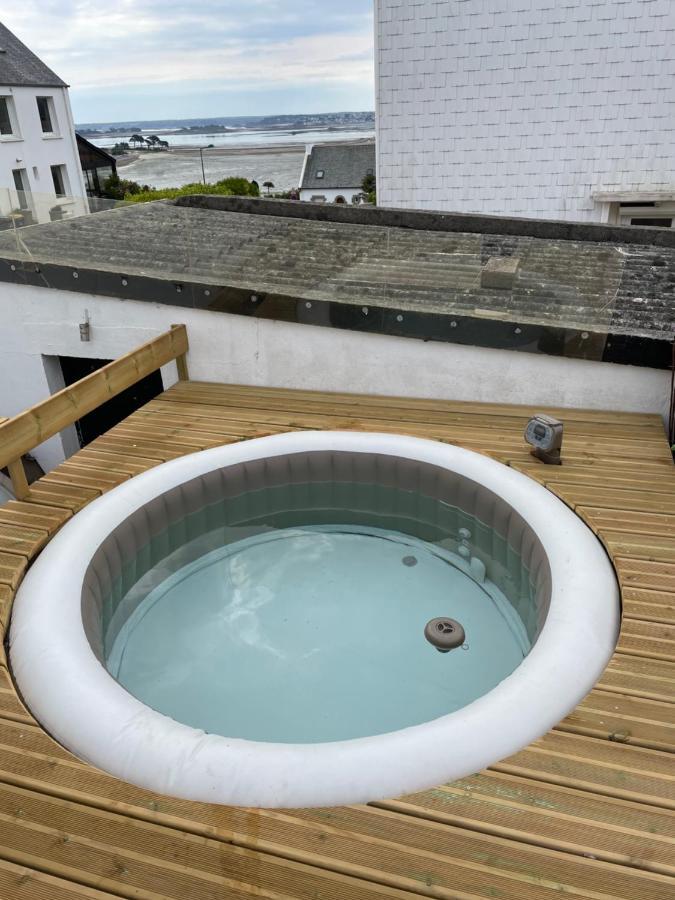 La Bidouric, Jacuzzi Vila Saint-Pol-de-Léon Exterior foto